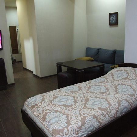 Apartment Paronyan 22 Yerevan Exterior photo